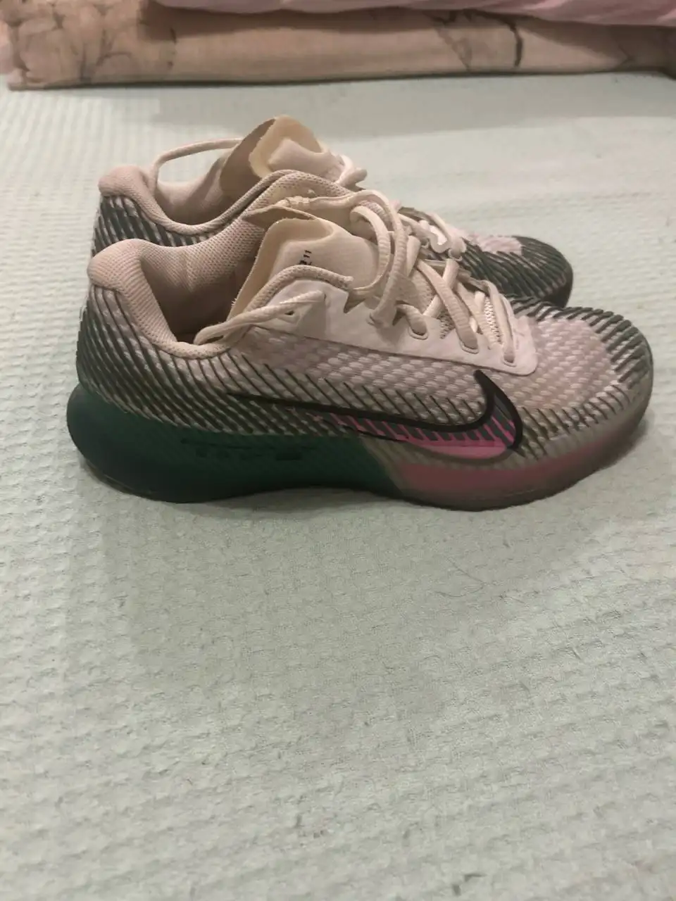 Бесплатные кроссовки Nike для тенниса - Обувь (Одежда) в Самара