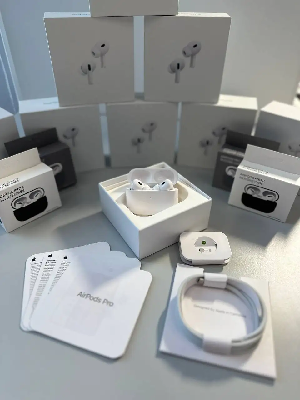 Продажа наушников AirPods 4 и AirPods Pro 2 с чехлом в подарок - Наушники (Электроника) в Самара