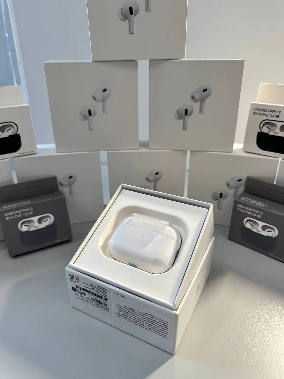 Продажа наушников AirPods 4 и AirPods Pro 2 с чехлом в подарок - Наушники (Электроника) в Самара