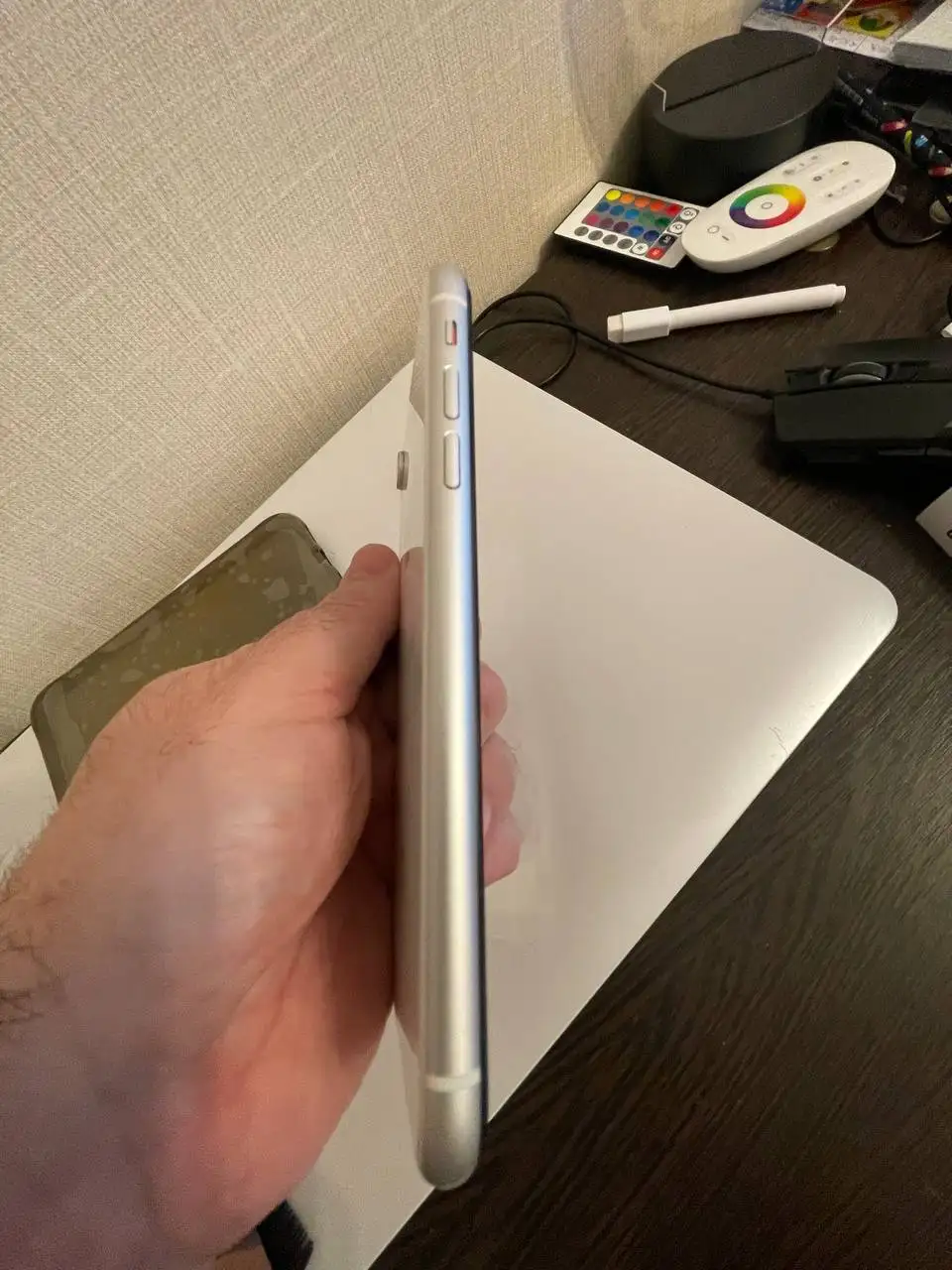 Продам iPhone XR 64GB белый - Смартфоны (Электроника) в Казань