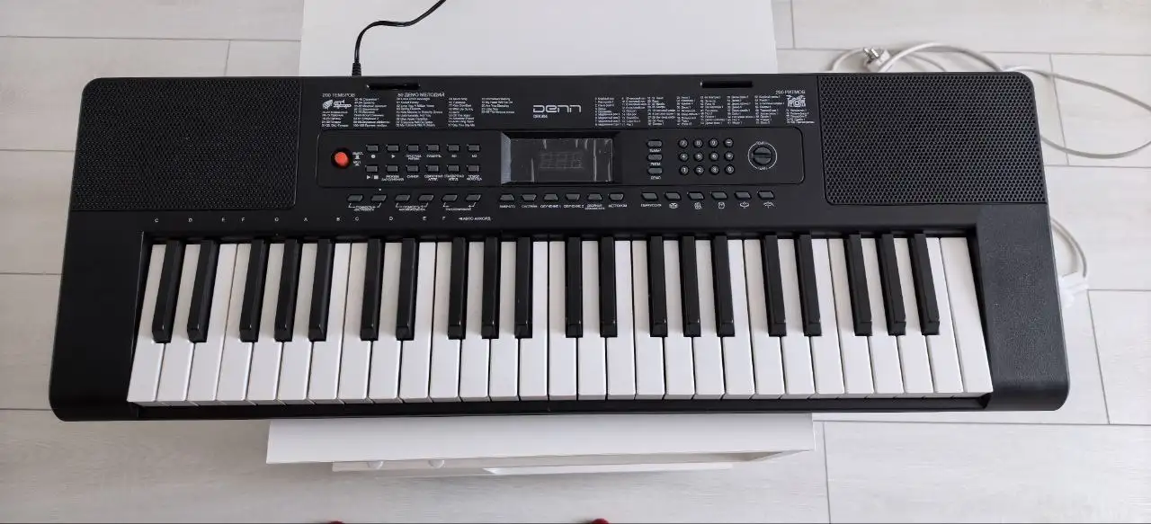 Синтезатор - Музыкальные инструменты (Электроника) в Самара