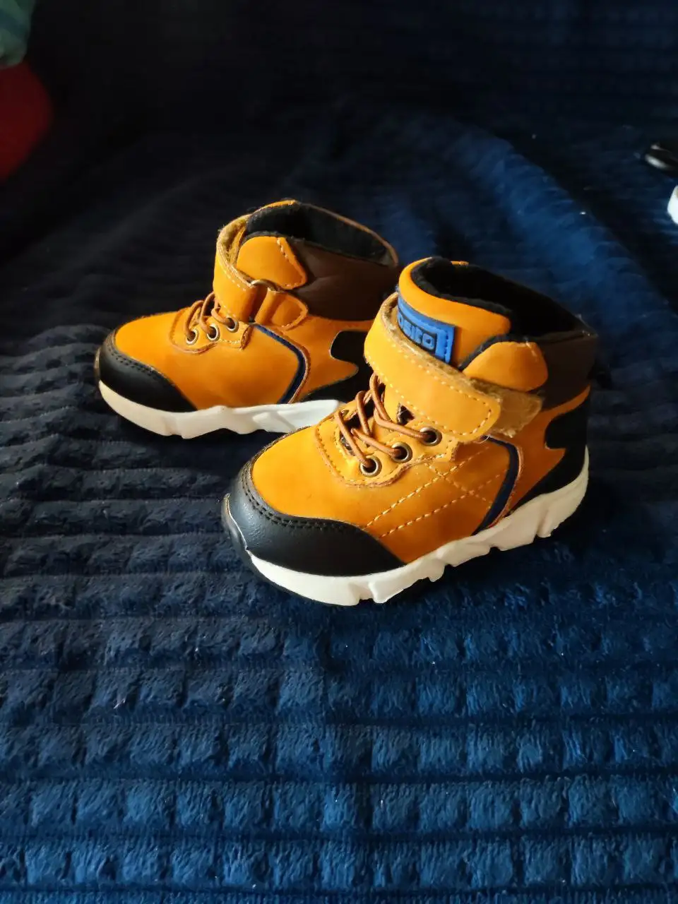 Продам детские ботиночки на мальчика 21 размер - Обувь (Товары для детей) в Самара