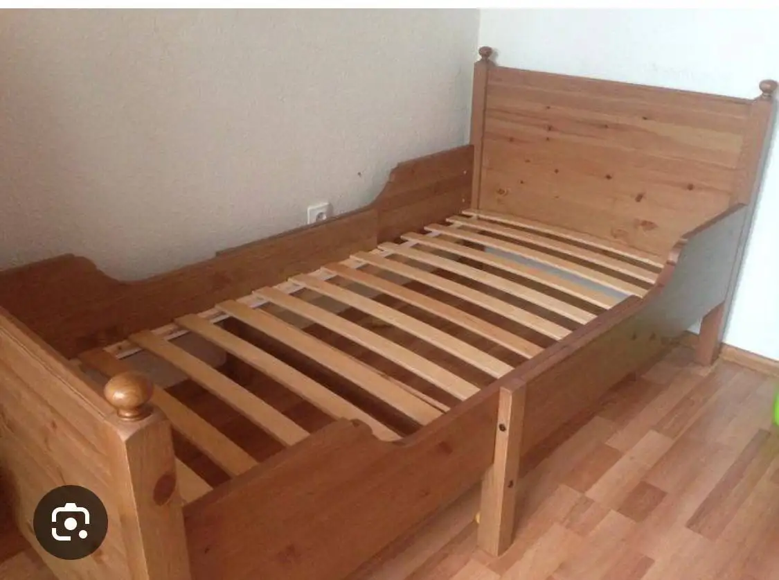 Продам детскую кровать IKEA с матрасом - Детская мебель (Товары для детей) в Отрадный