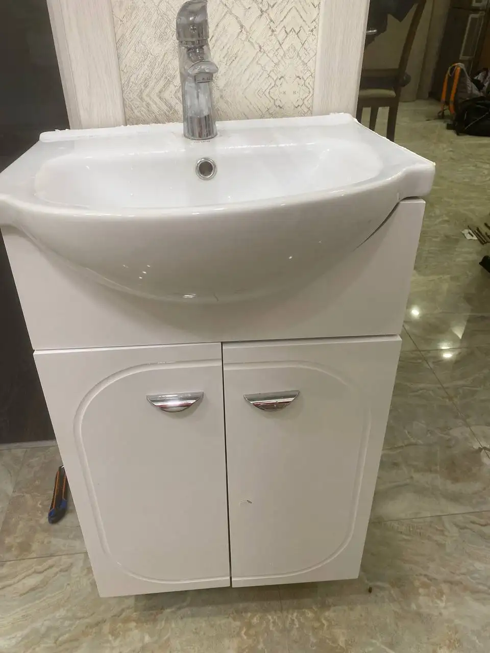 Продам б/у ванну и тумбу с раковиной - Сантехника (Для дома и дачи) в Самара