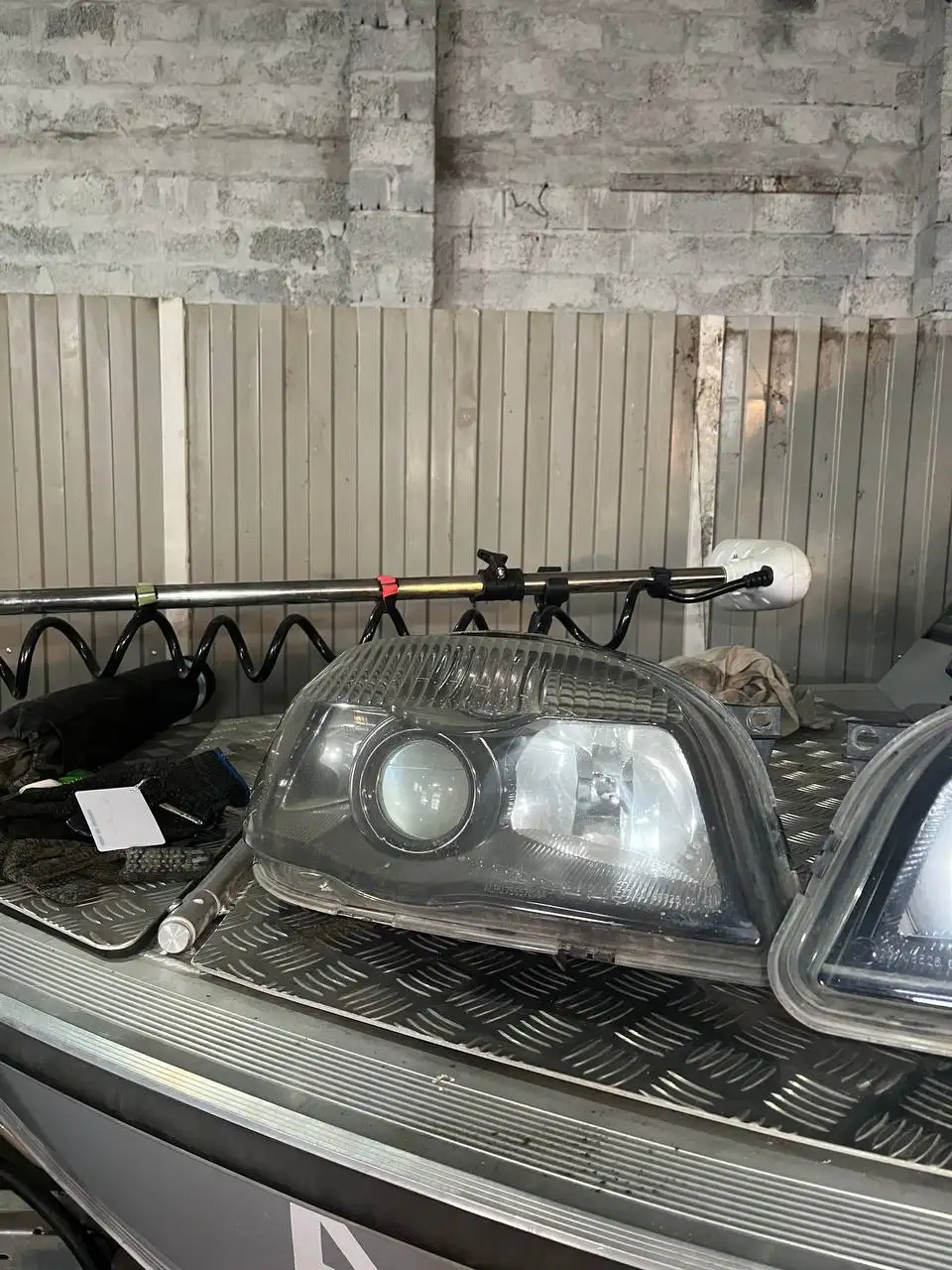 Фары Шевроле Нива в хорошем состоянии - Автосвет (Запчасти) в Самара