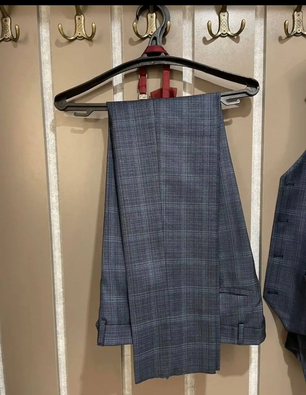 Костюм-тройка с бабочкой, размер 52 - Мужская одежда (Одежда) в Самара