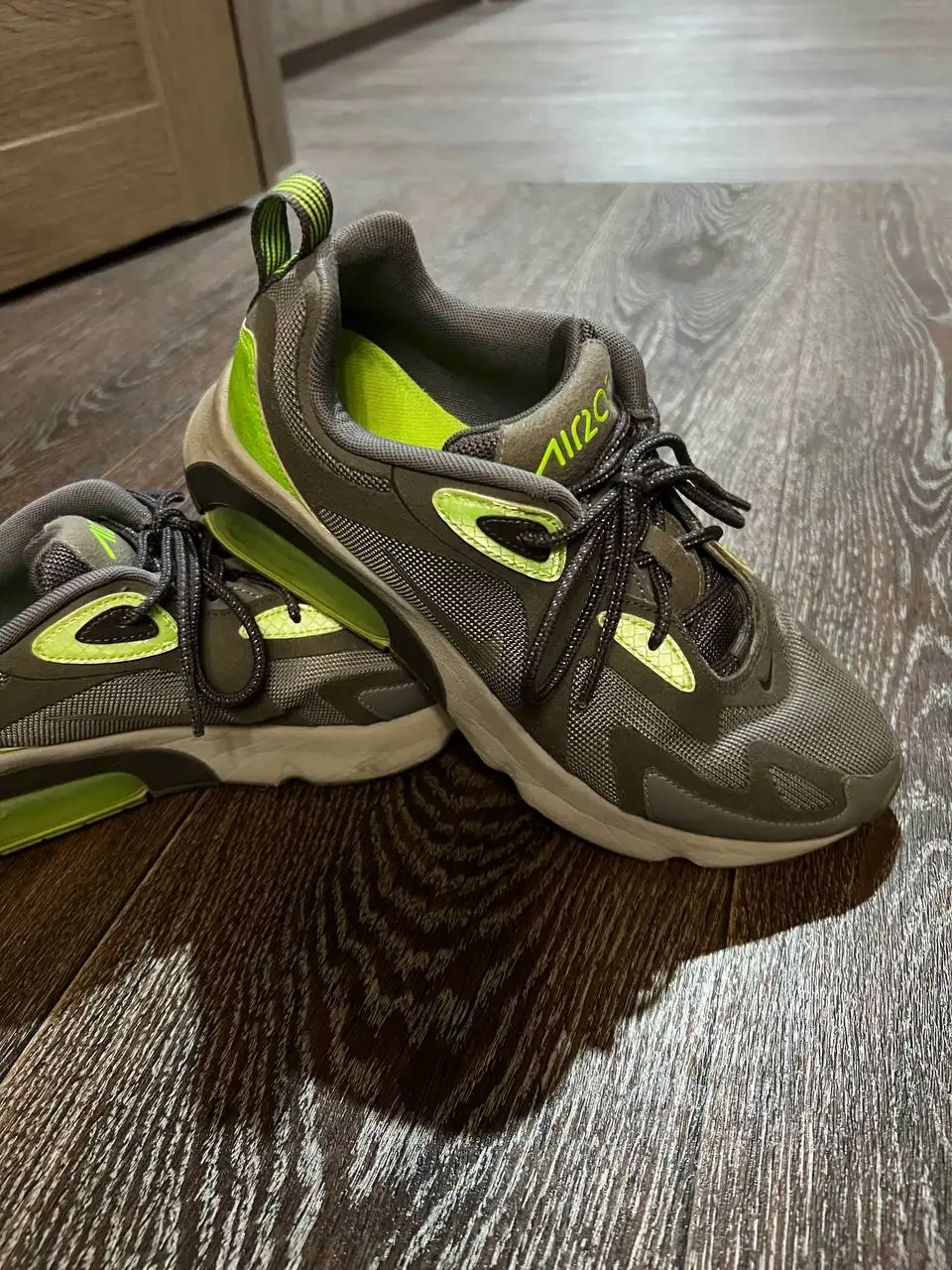 Кофточка Зара и кроссовки Найк из Сербии - Барахолка в Самара