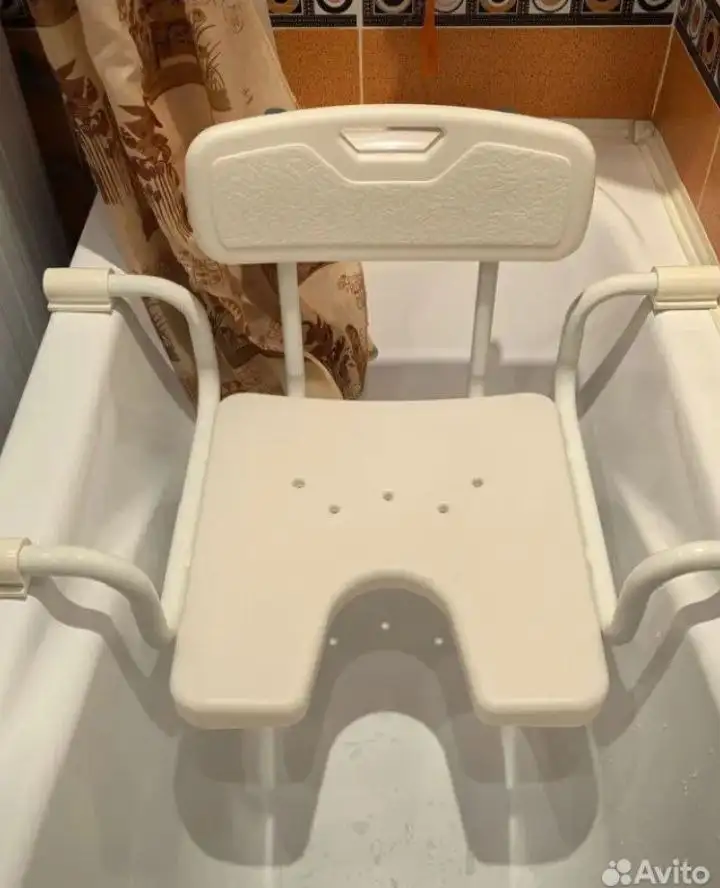 Стул для пожилых людей на ванную - Сантехника и ванная (Для дома и дачи) в Самара
