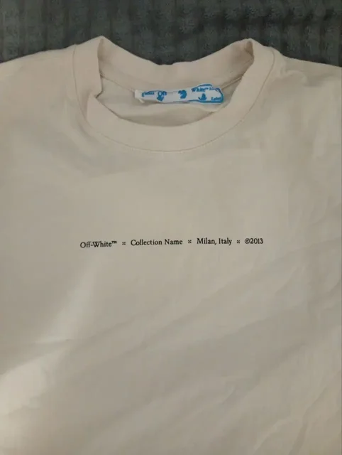 Футболка Off-White Milan, Italy 2013 Tornado Arrow - Сумки и аксессуары в Самара