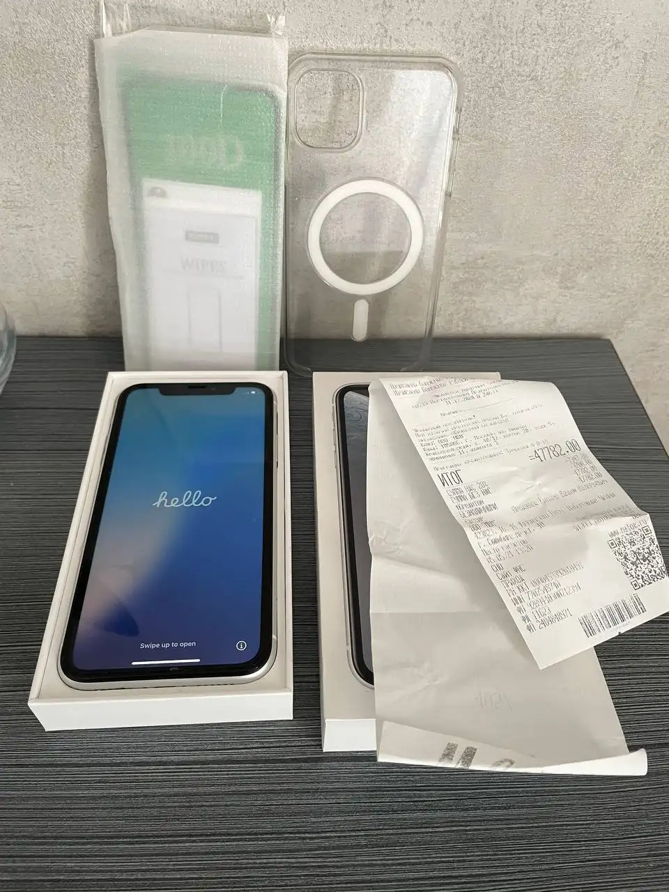 Продам iPhone XR 64 GB белый - Смартфоны (Электроника) в Казань