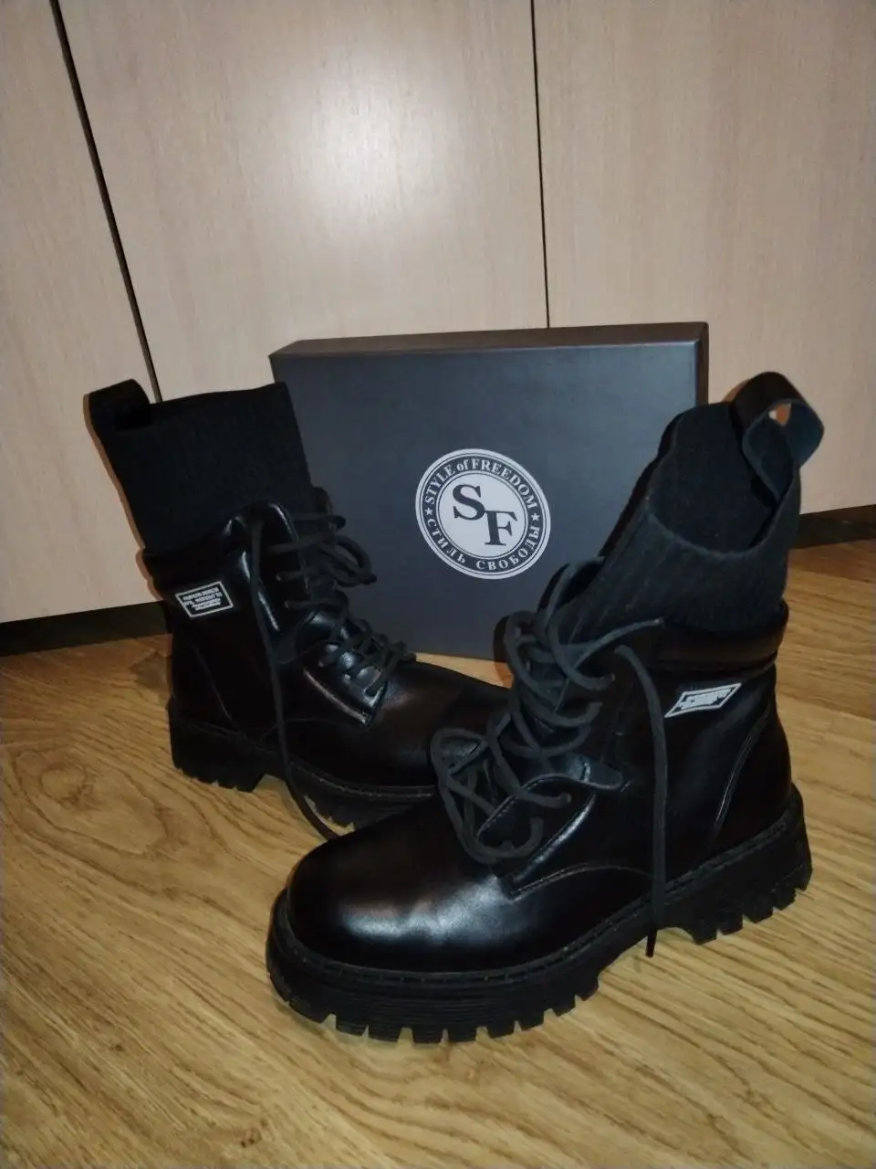Продажа женских демисезонных ботинок 40 размер - Обувь (Одежда) в Самара