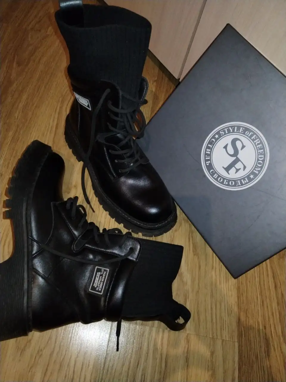 Продажа женских демисезонных ботинок 40 размер - Обувь (Одежда) в Самара