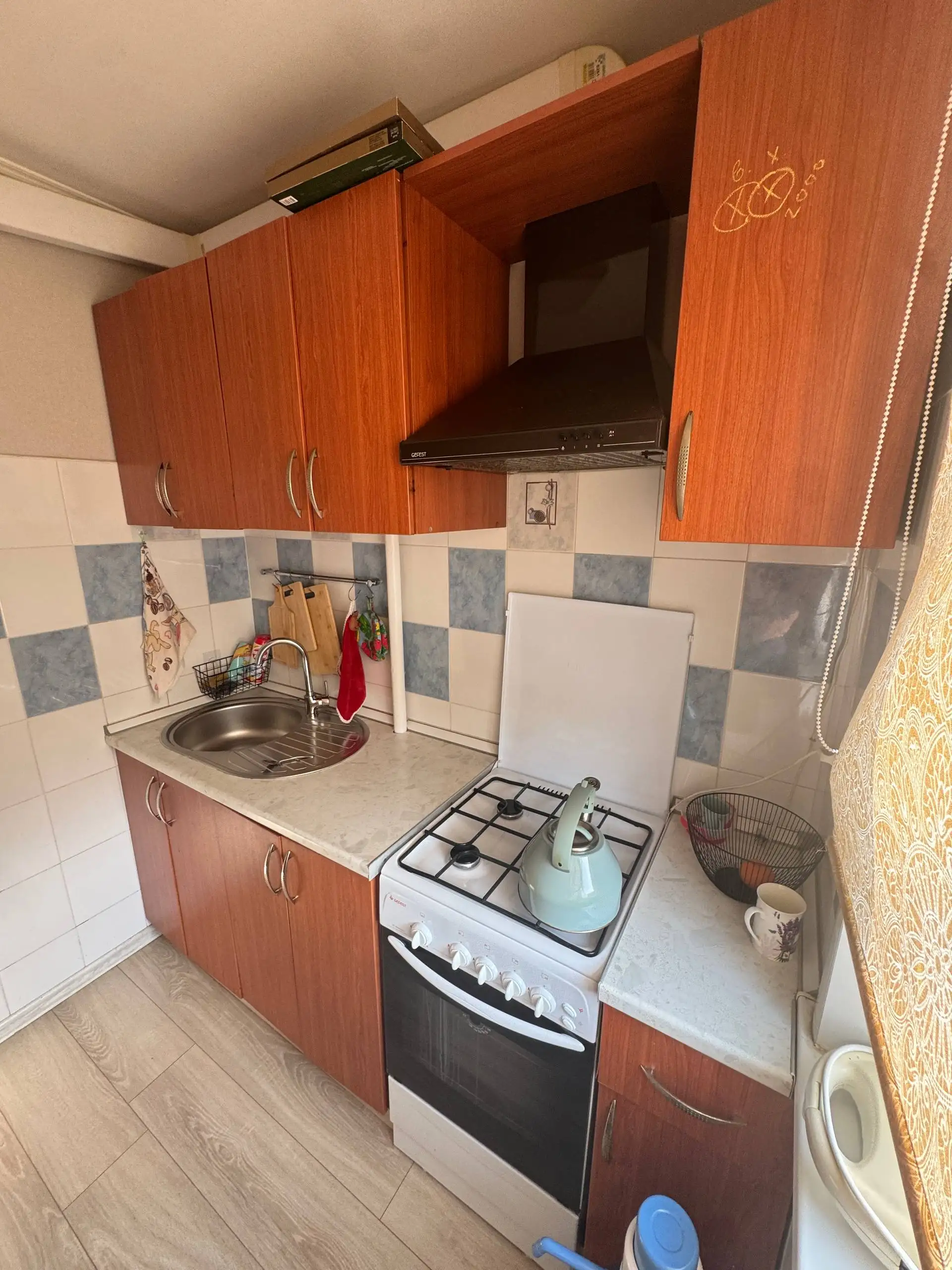 Продам кухню состояние 4+ самовывоз - Барахолка в Самара