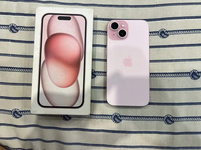 Продажа iPhone 15 128 ГБ - Игровые консоли в Самара