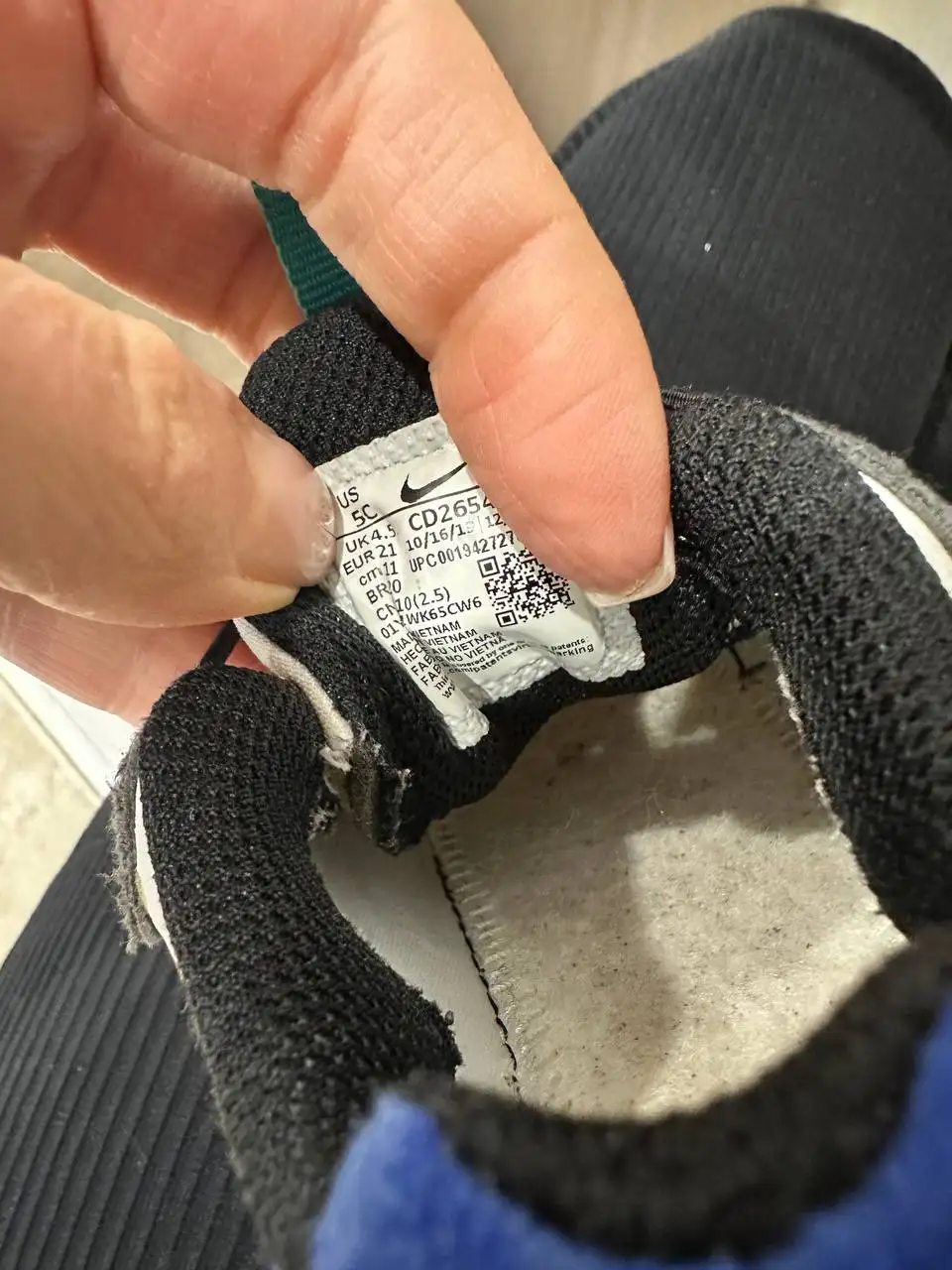 Продам новые оригинальные кроксы и кроссовки - Обувь (Одежда) в Самара