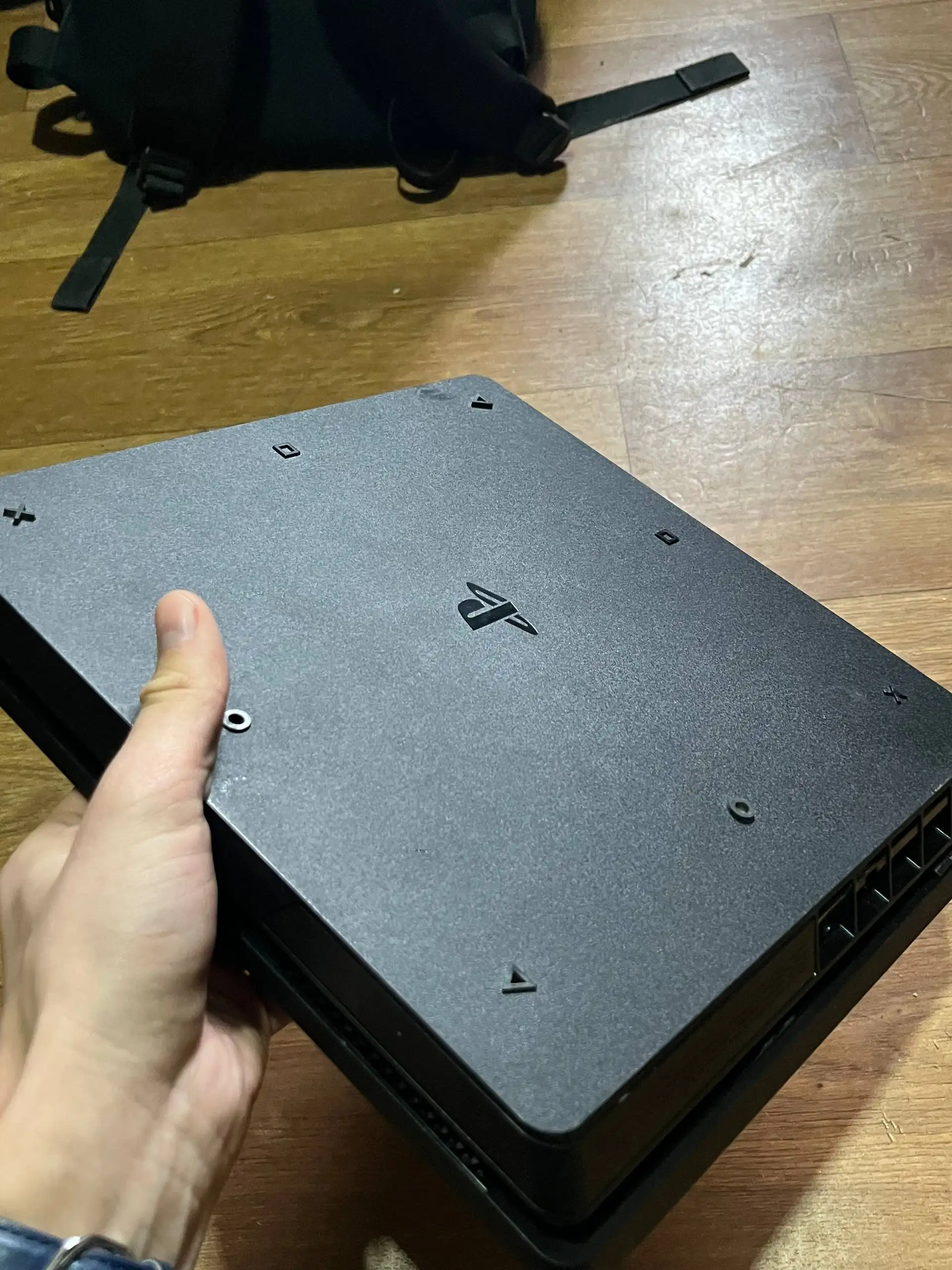 Продам PS4slim неисправную - Игровые консоли (Электроника) в Самара