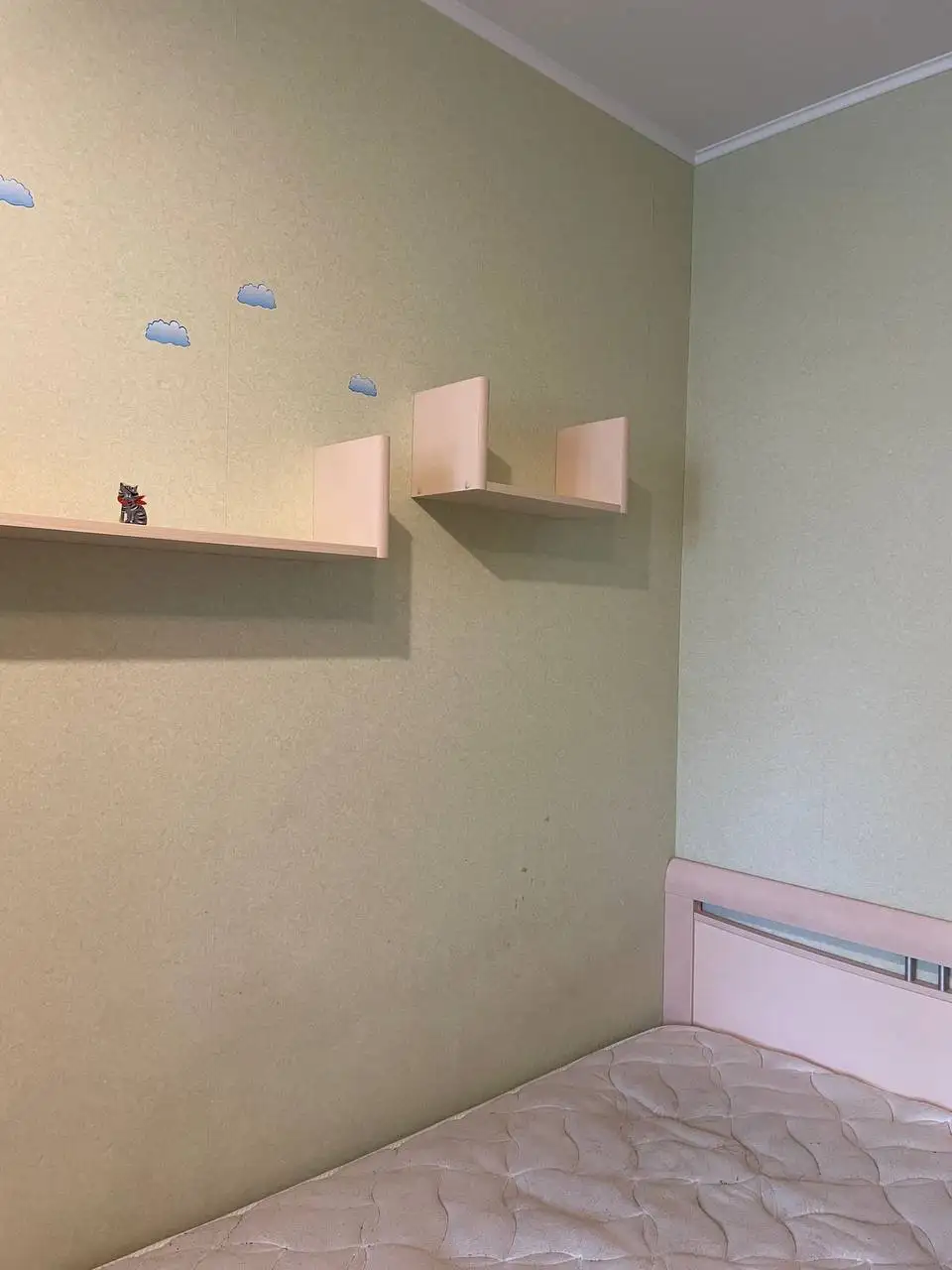 Кровать фабрики Дятьково с полками и шкафами - Мебель (Для дома и дачи) в Самара