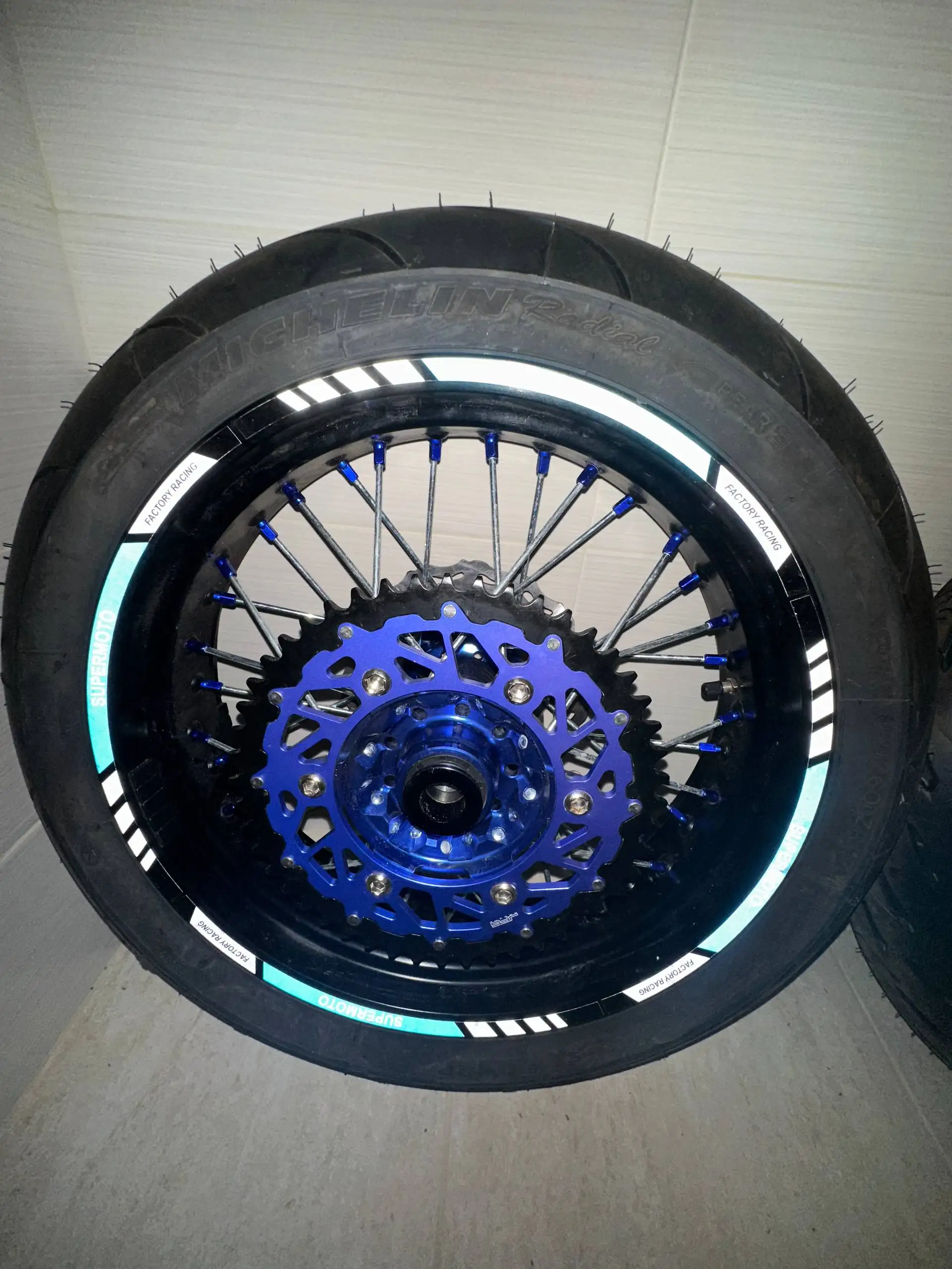 Колеса для мотоцикла новые Michelin Radial - Колеса (Запчасти) в Самара