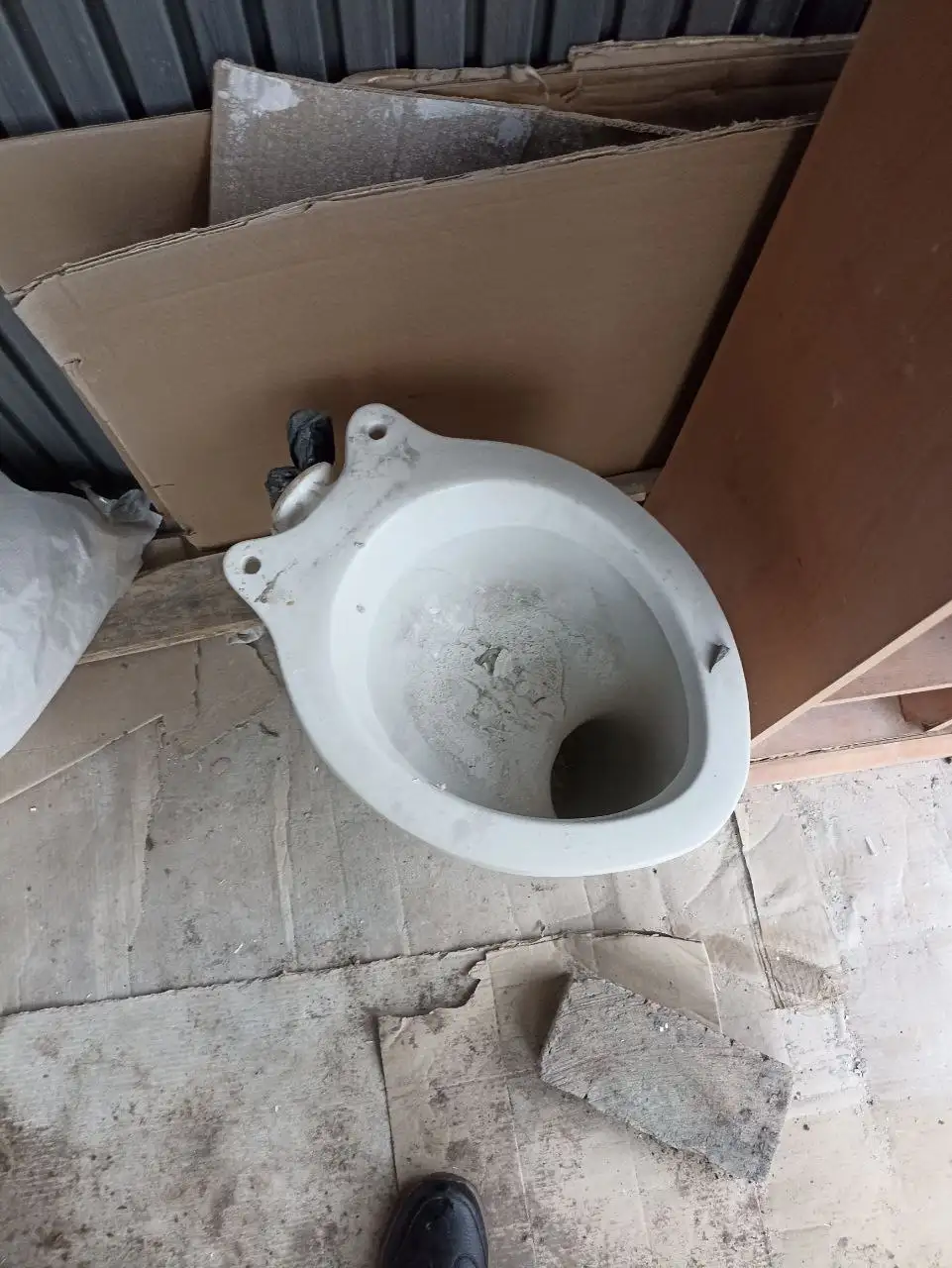 Раковина и унитаз времянка под ремонт или стройку - Сантехника (Для дома и дачи) в Самара
