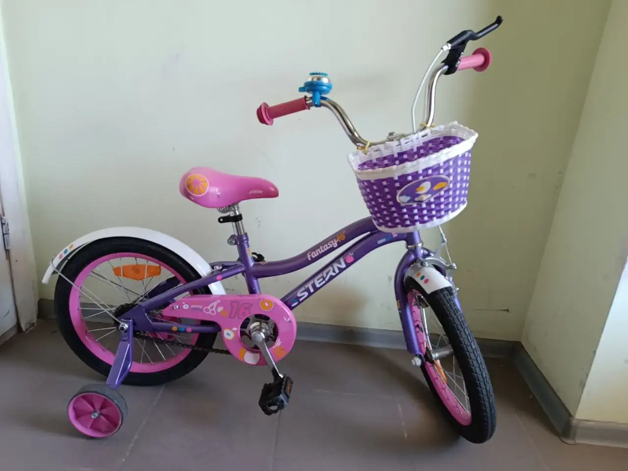 Велосипед для обучения с маленькими съемными колесами - Велосипеды (Барахолка) в Самара