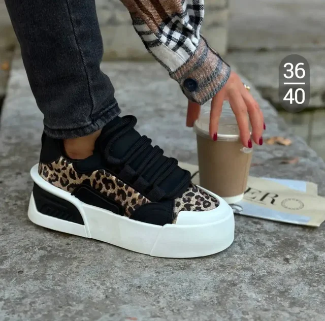 Продам кроссовки женские новые размер 39 - Пижамы в Самара