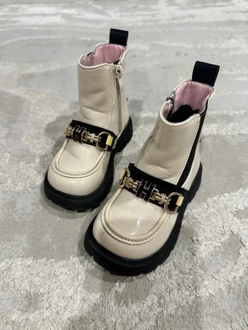 Продам ботинки новые на девочку 23 размер - Головные уборы в Самара