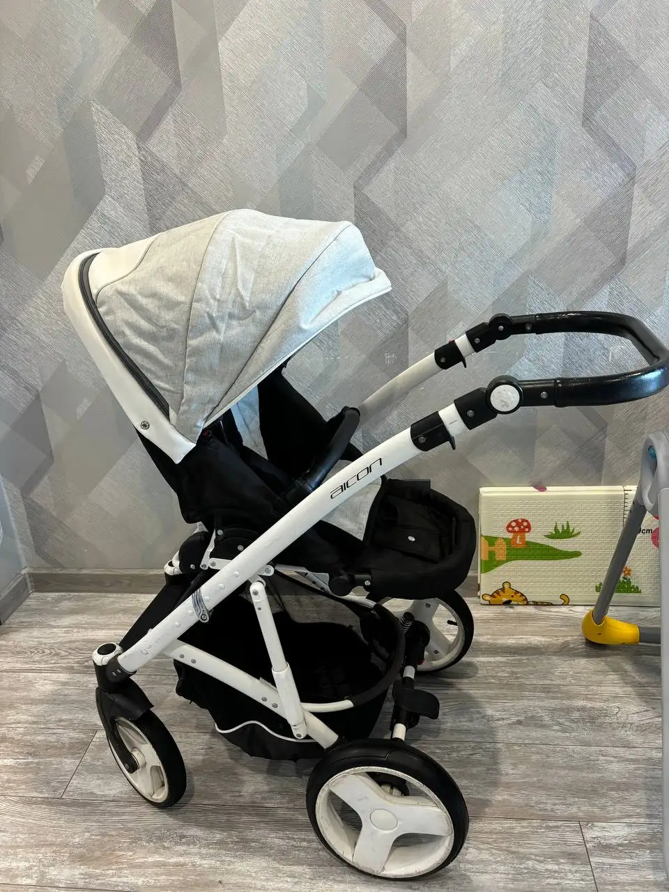 Продажа коляски 3 в 1 - Коляски (Товары для детей) в Самара