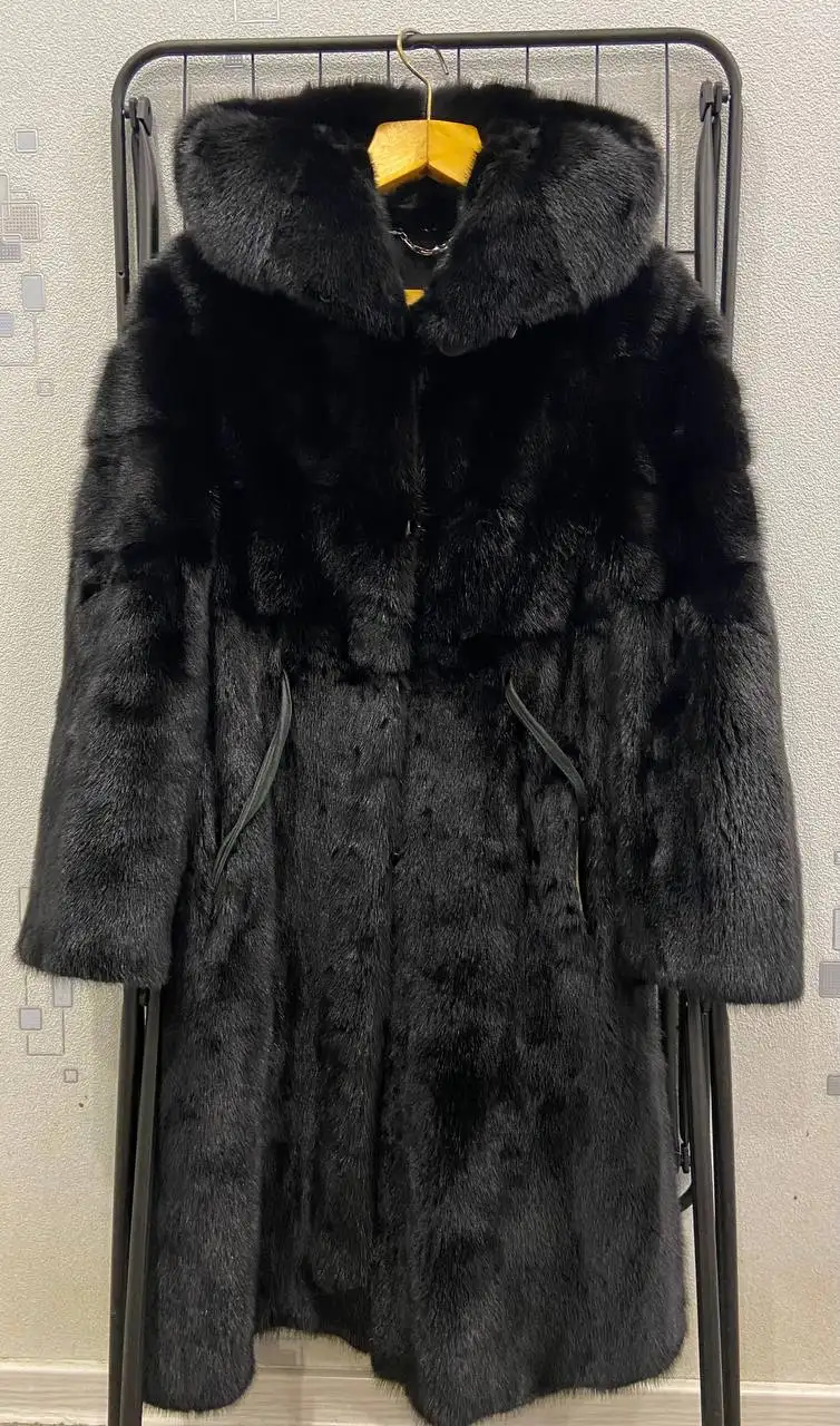 Продажа натуральной норковой шубы с капюшоном и ремешком - Верхняя одежда (Одежда) в Самара