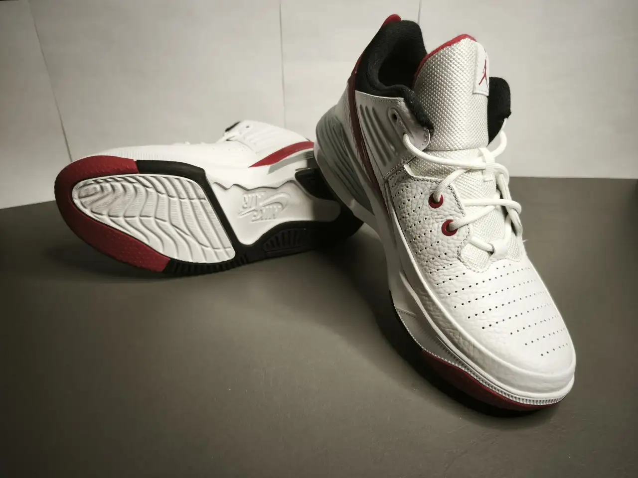 Кроссовки Jordan Max Aura 5 - Обувь (Одежда) в Самара