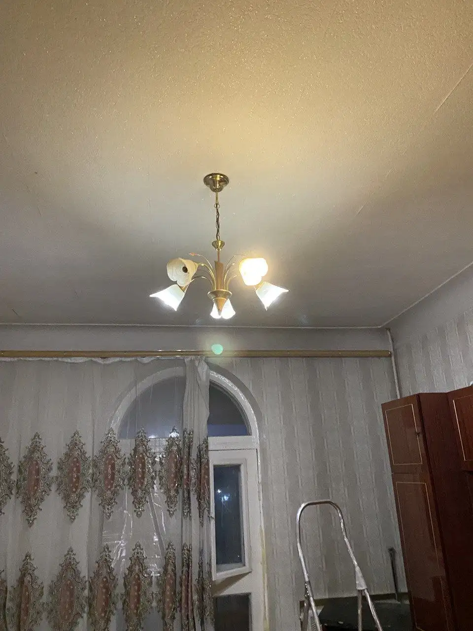 Люстра 1 т срочно - Барахолка в Самара