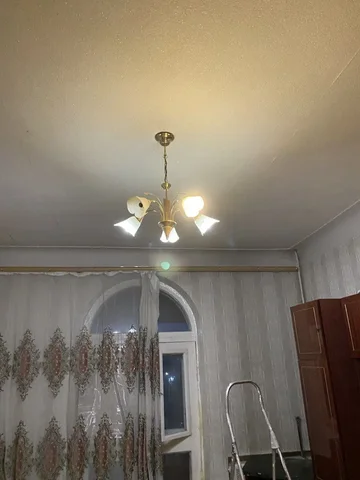 Люстра 1 т срочно - Часы в Самара