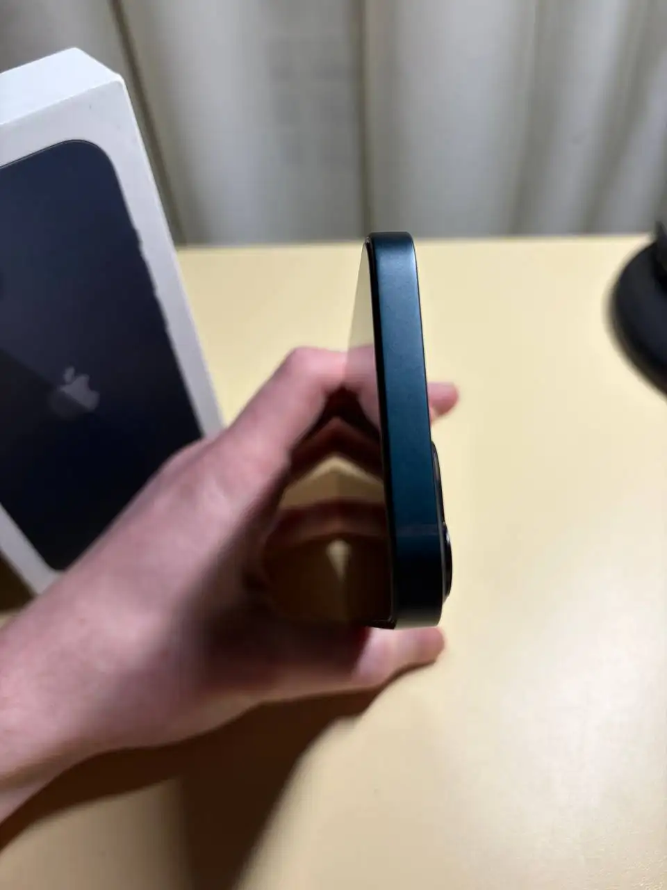 iPhone 13 с аксессуарами - Смартфоны (Электроника) в Самара