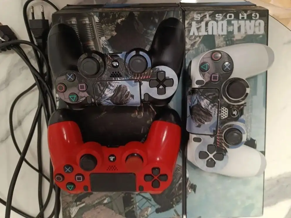 Продам PlayStation 4 FAT с играми и аксессуарами - Игровые приставки (Электроника) в Самара