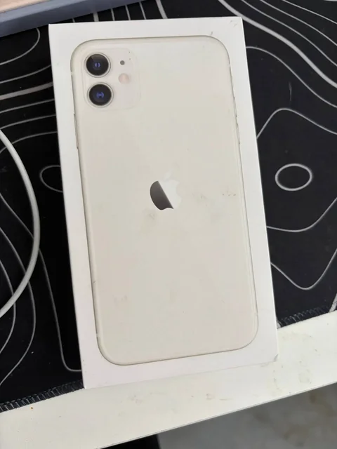 Продам iPhone 11 128 ГБ с 86% аккумулятора - 3D-принтеры в Самара