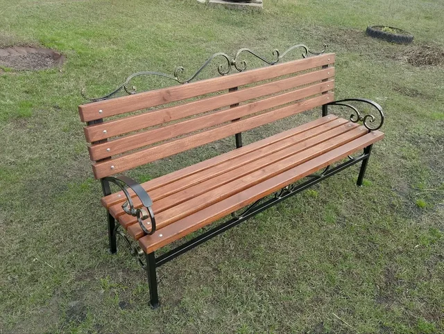 Продам лавку с коваными элементами из массива сосны - Детская в Самара