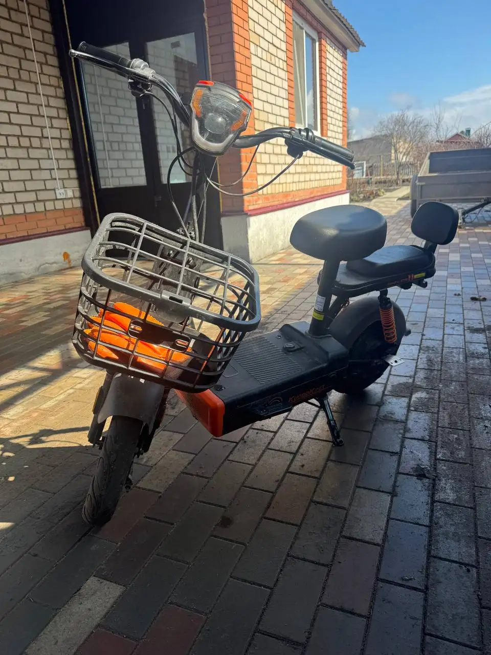 Самокат электрический, почти новый - Электросамокаты (Барахолка) в Самара