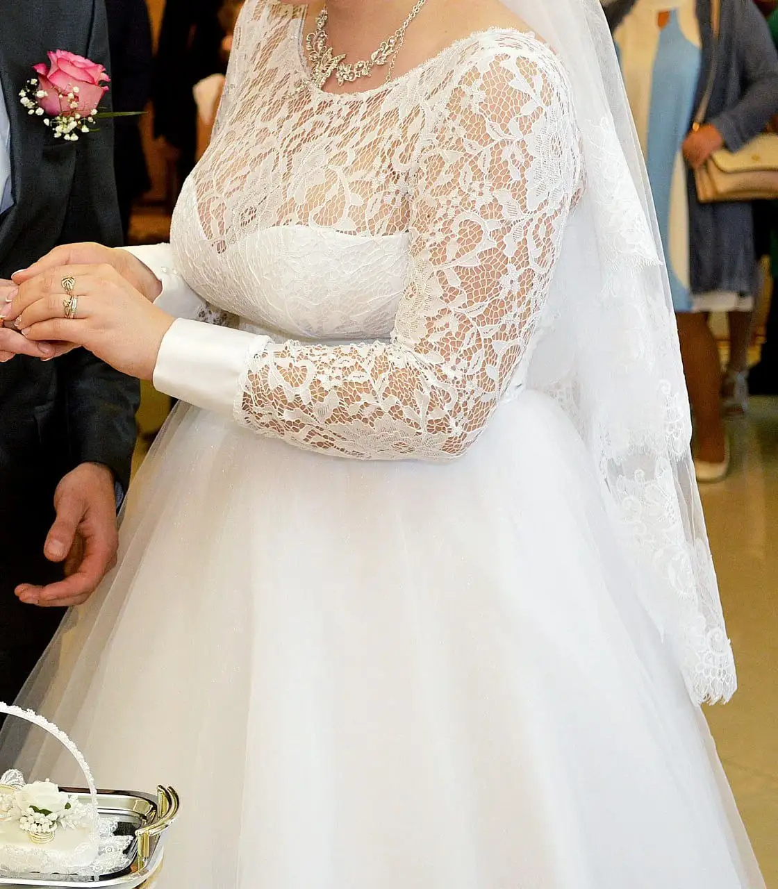 Продам свадебное платье с подъюбником, размер 48-52 - Свадебные платья (Одежда) в Самара