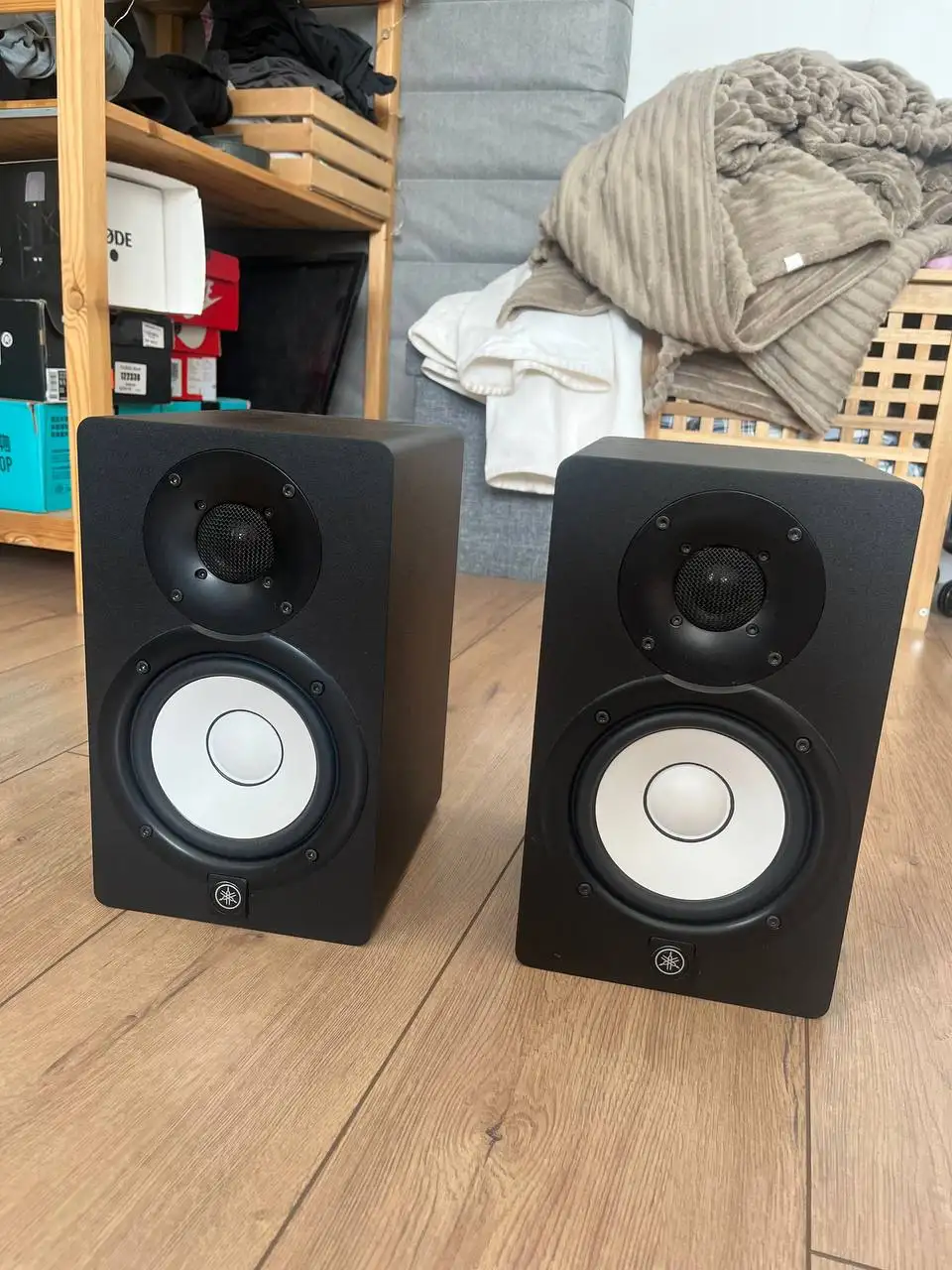 Студийные мониторы YAMAHA HS5 - Аудиотехника (Электроника) в Самара