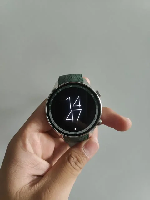 OnePlus Watch 2r в идеальном состоянии - Умные часы и фитнес-трекеры в Самара
