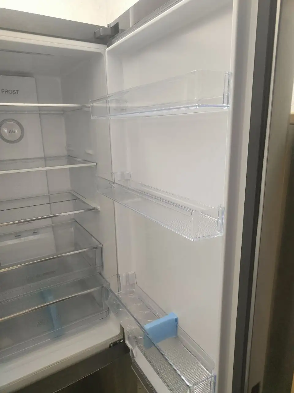 Холодильник Haier C2F636CFRGU1 в идеальном состоянии - Техника для дома (Барахолка) в Самара