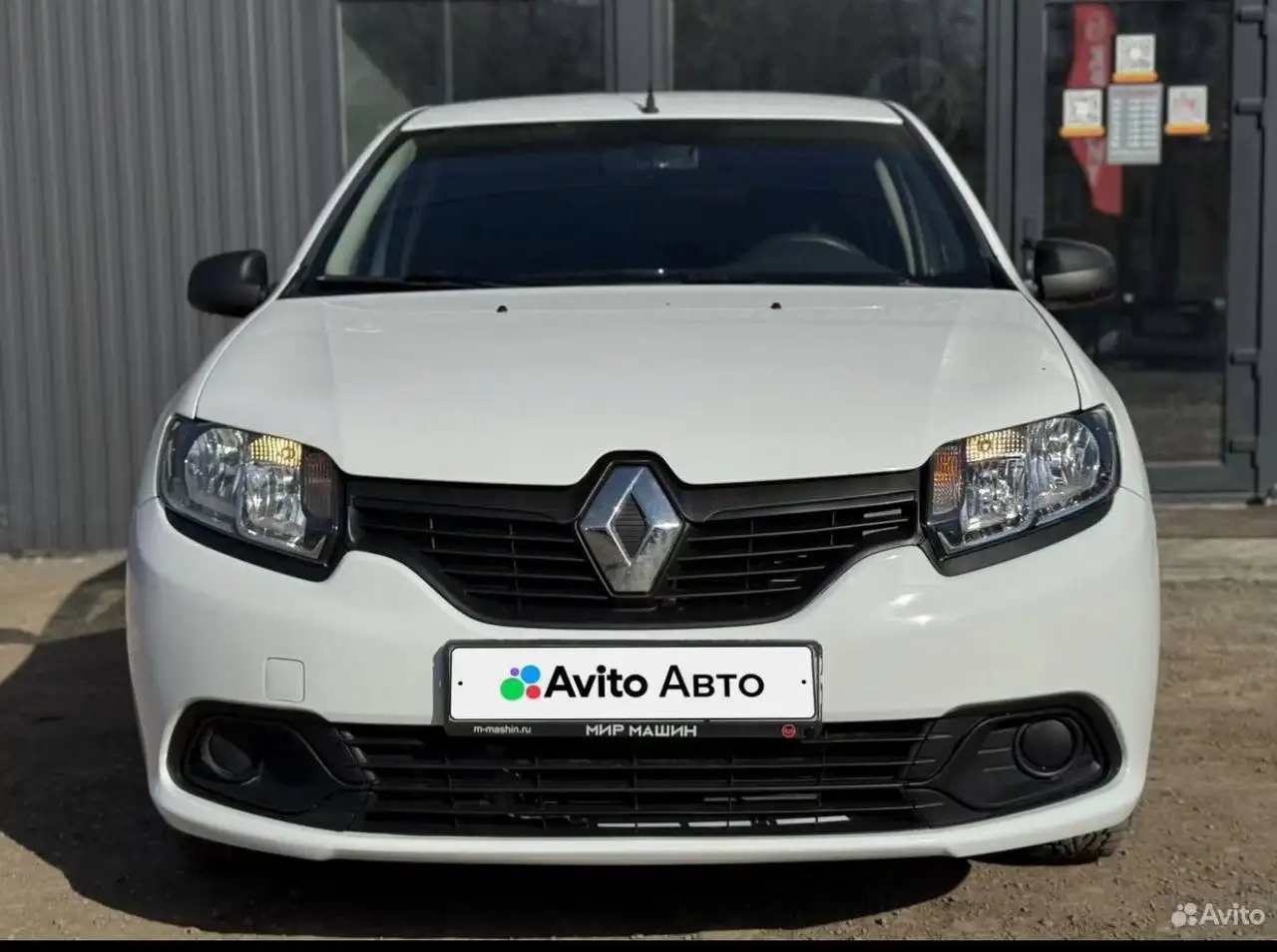 Renault Logan 1.6 AMT 2015 - Легковые автомобили (Авто) в Самара