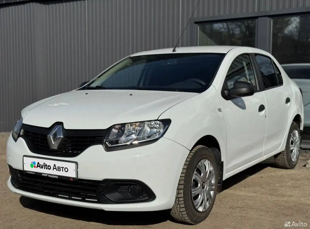 Renault Logan 1.6 AMT 2015 - Легковые автомобили (Авто) в Самара