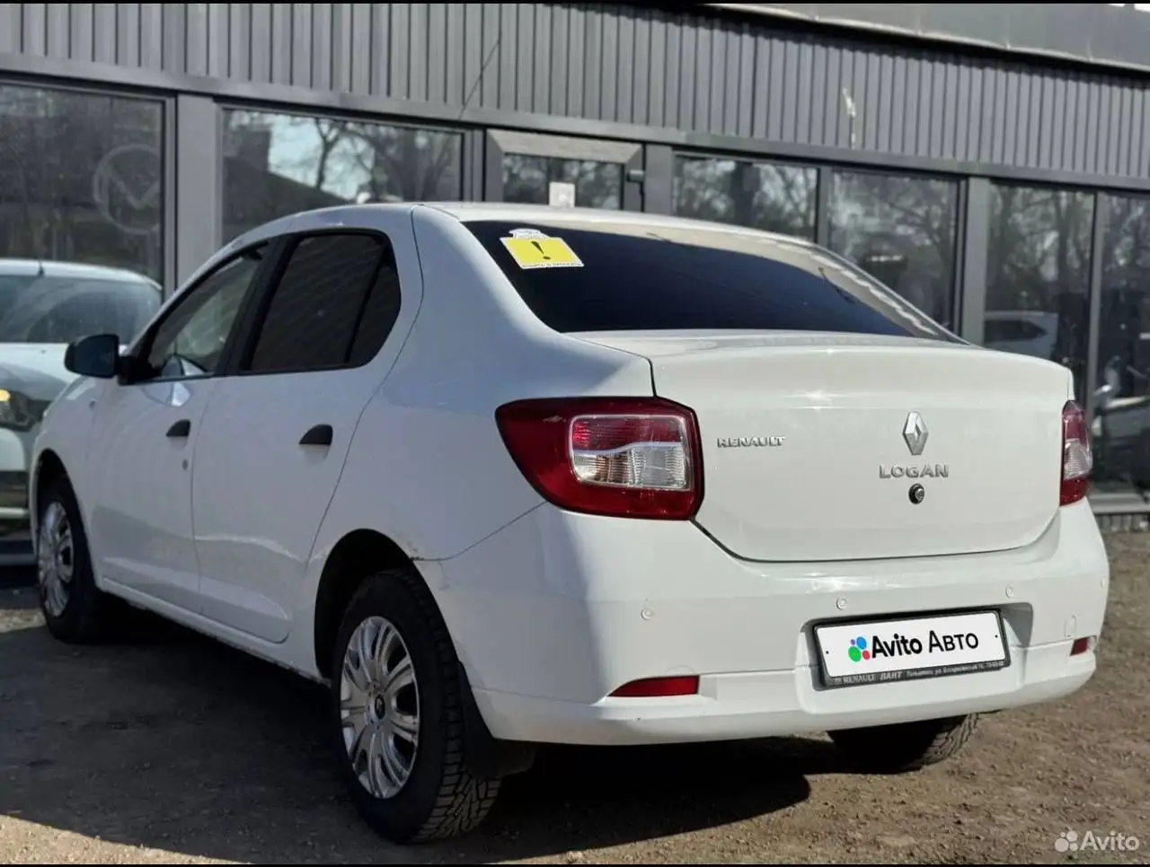 Renault Logan 1.6 AMT 2015 - Легковые автомобили (Авто) в Самара