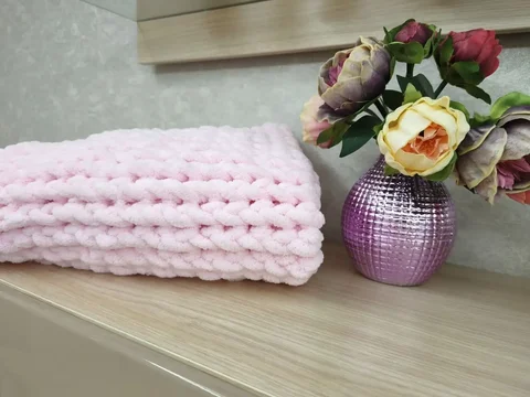 Новый плюшевый плед из гипоаллергенной пряжи alize puffy, ручная работа - частное объявление в Самара