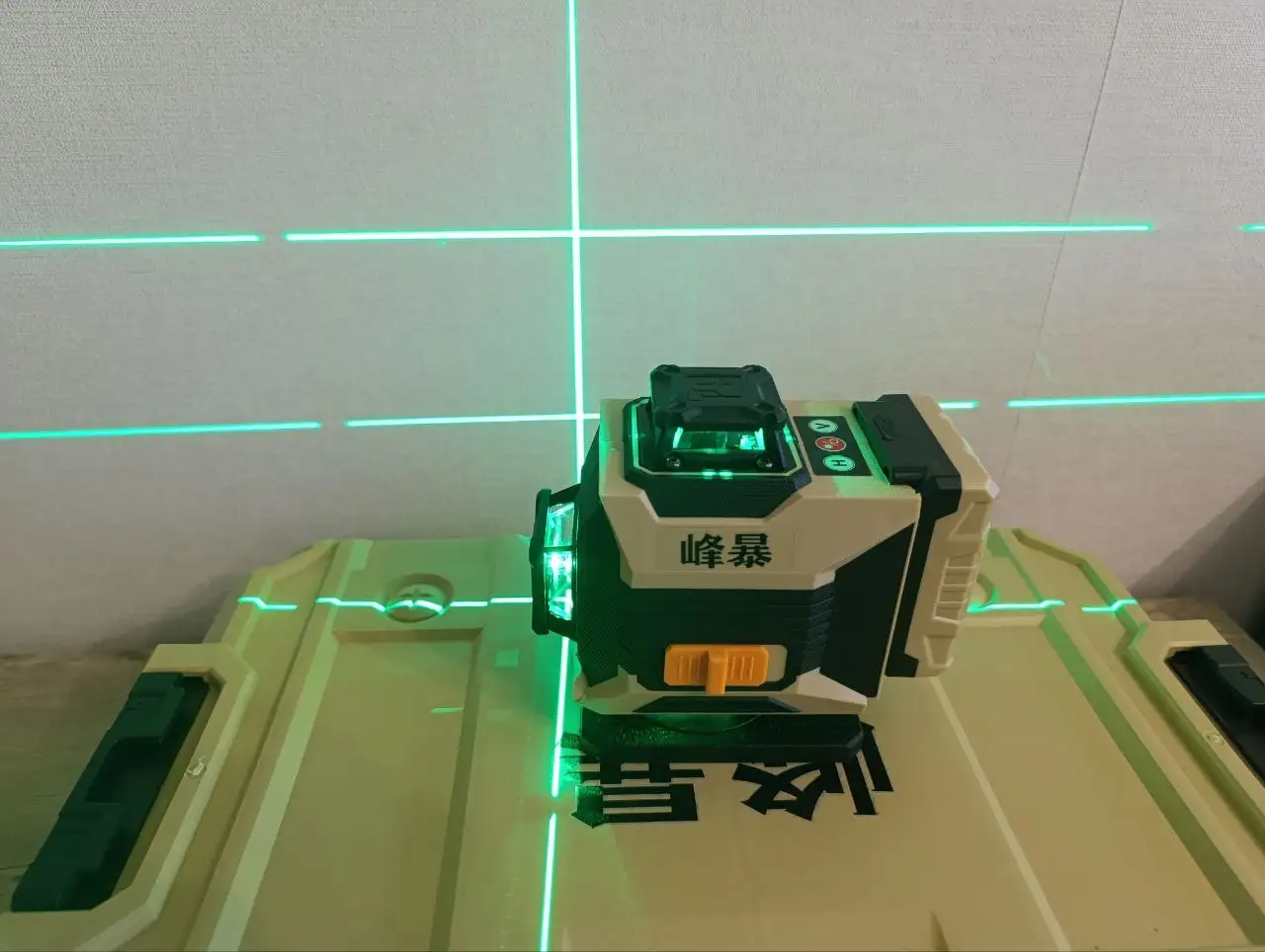 Лазерный уровень FENG BAO 4D 16 линий - Строительное оборудование (Барахолка) в Самара