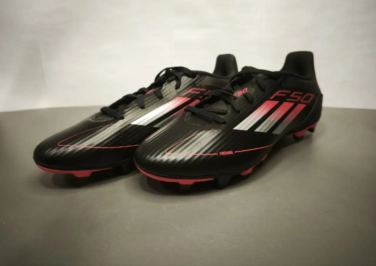 Футбольные бутсы новые, оригинал из Европы - Спортивная обувь (Одежда) в Самара