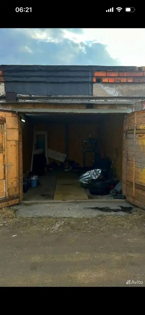 Продам утепленный гараж на первой линии - Гаражи (Недвижимость) в Самара