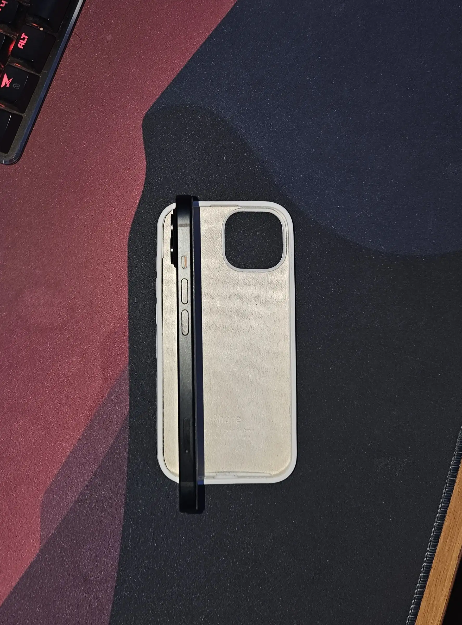 iPhone 15 128GB - Мобильные телефоны (Электроника) в Самара