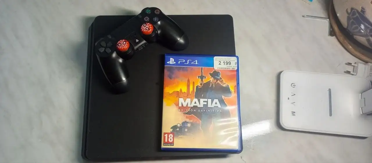 Игровая приставка PlayStation 4 Slim в комплекте с игрой - Игровые приставки (Электроника) в Самара