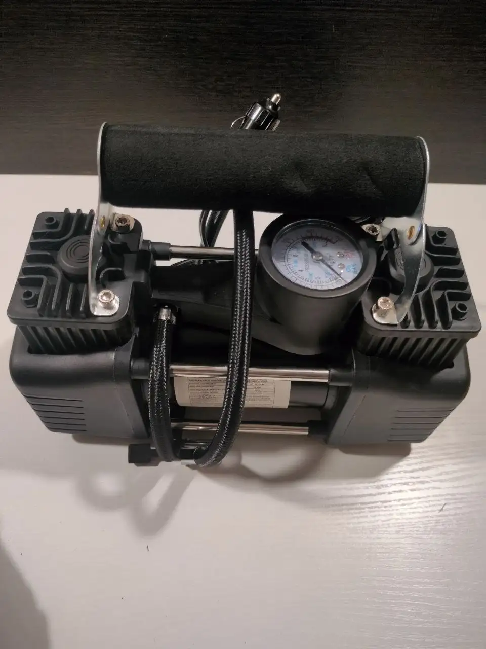 Компрессор автомобильный AWK 12V - Автоаксессуары (Авто) в Самара